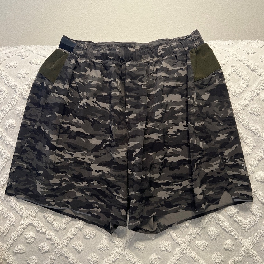 Lululemon Surge Short Gray Camo Shorts